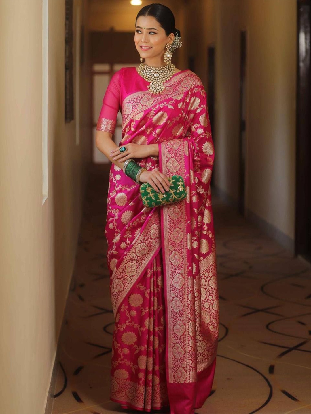 

Rujave Floral Woven Design Zari Saree, Pink