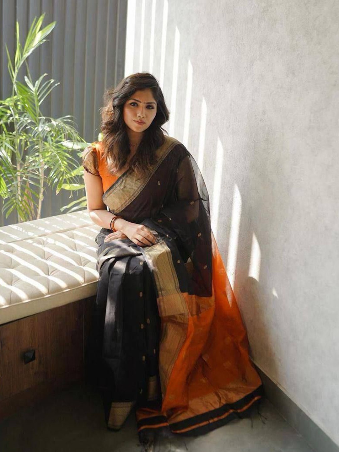 

Rujave Ethnic Motifs Zari Kanjeevaram Saree, Black