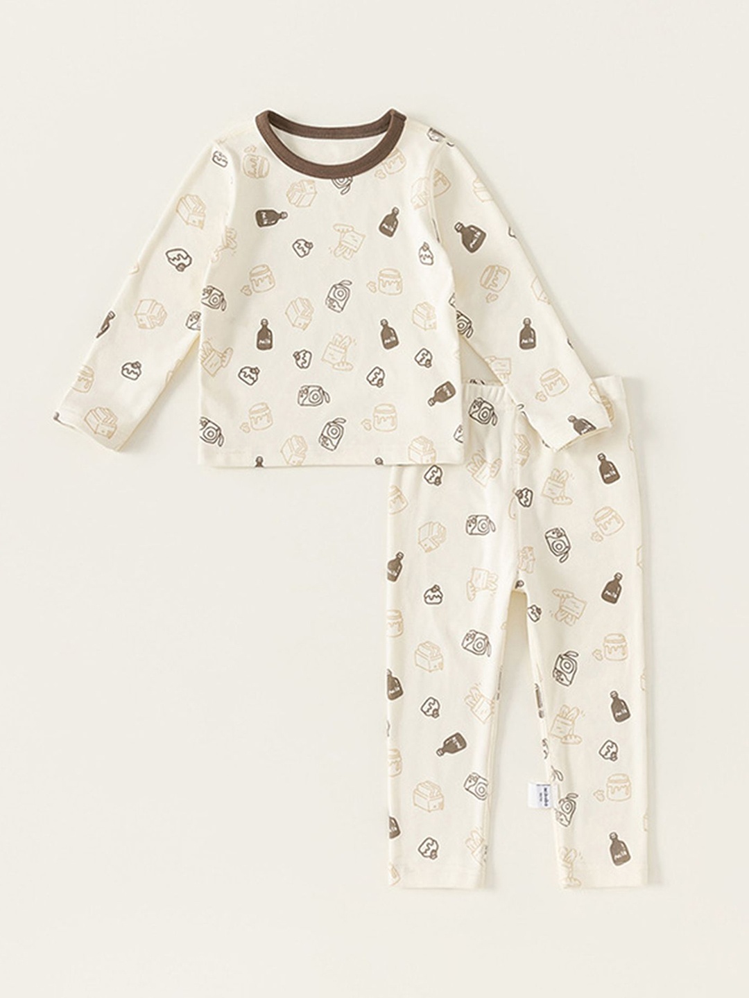 

LULU & SKY Girls Printed Night suit, Off white