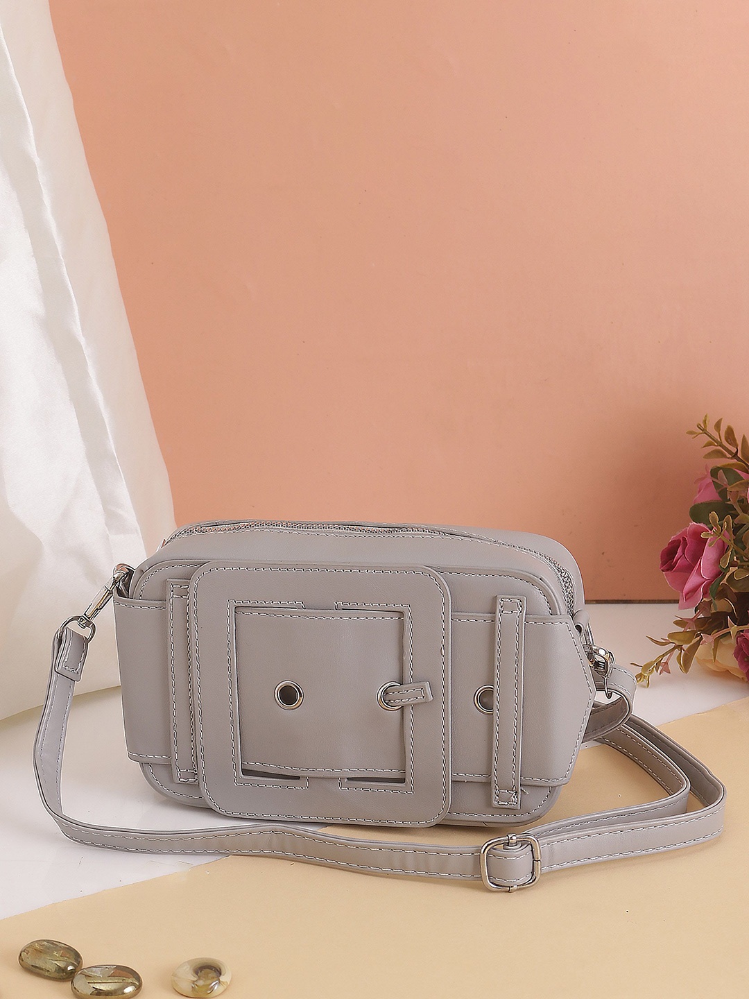 

TREASO CLOSET Euphoria Sling Bag, Grey