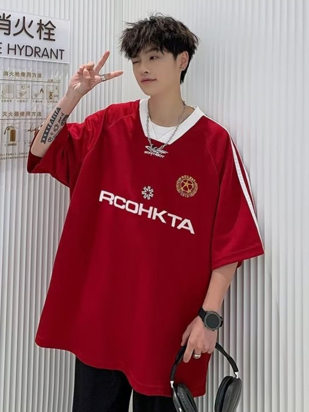 

StyleCast Men Typography Printed V-Neck Oversized T-shirt, Red