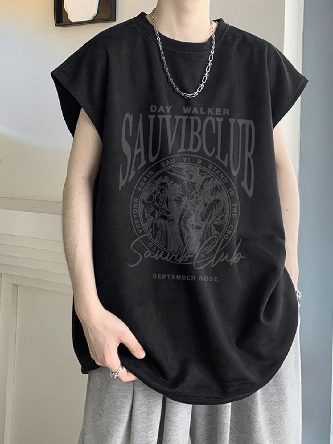 

StyleCast Men Typography Printed Round Neck Oversized T-shirt, Black