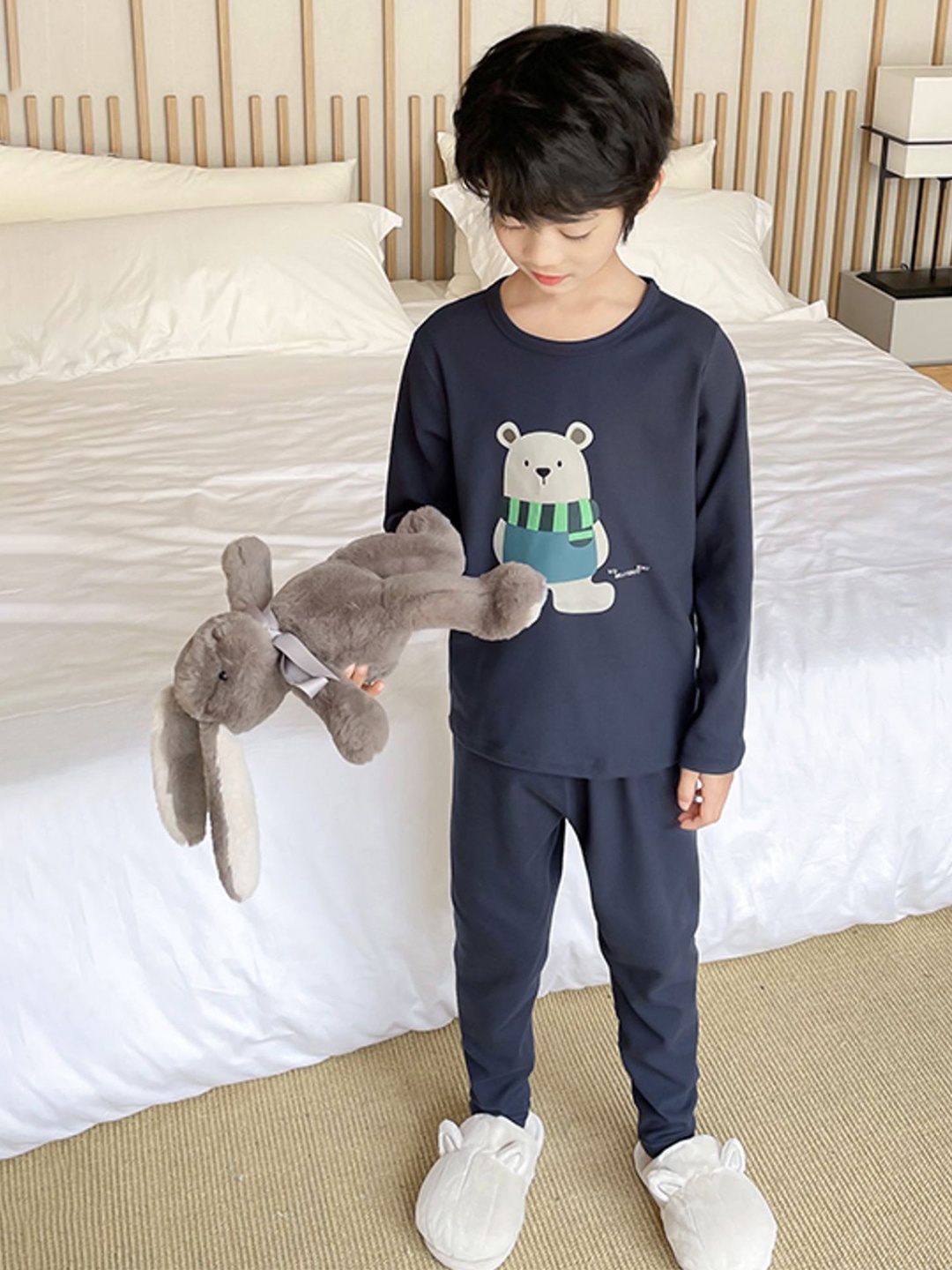 

LULU & SKY Boys Graphic Printed Night suit, Blue