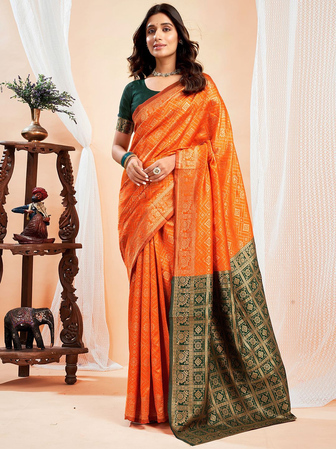 

KALINI Woven Design Banarasi Saree, Orange