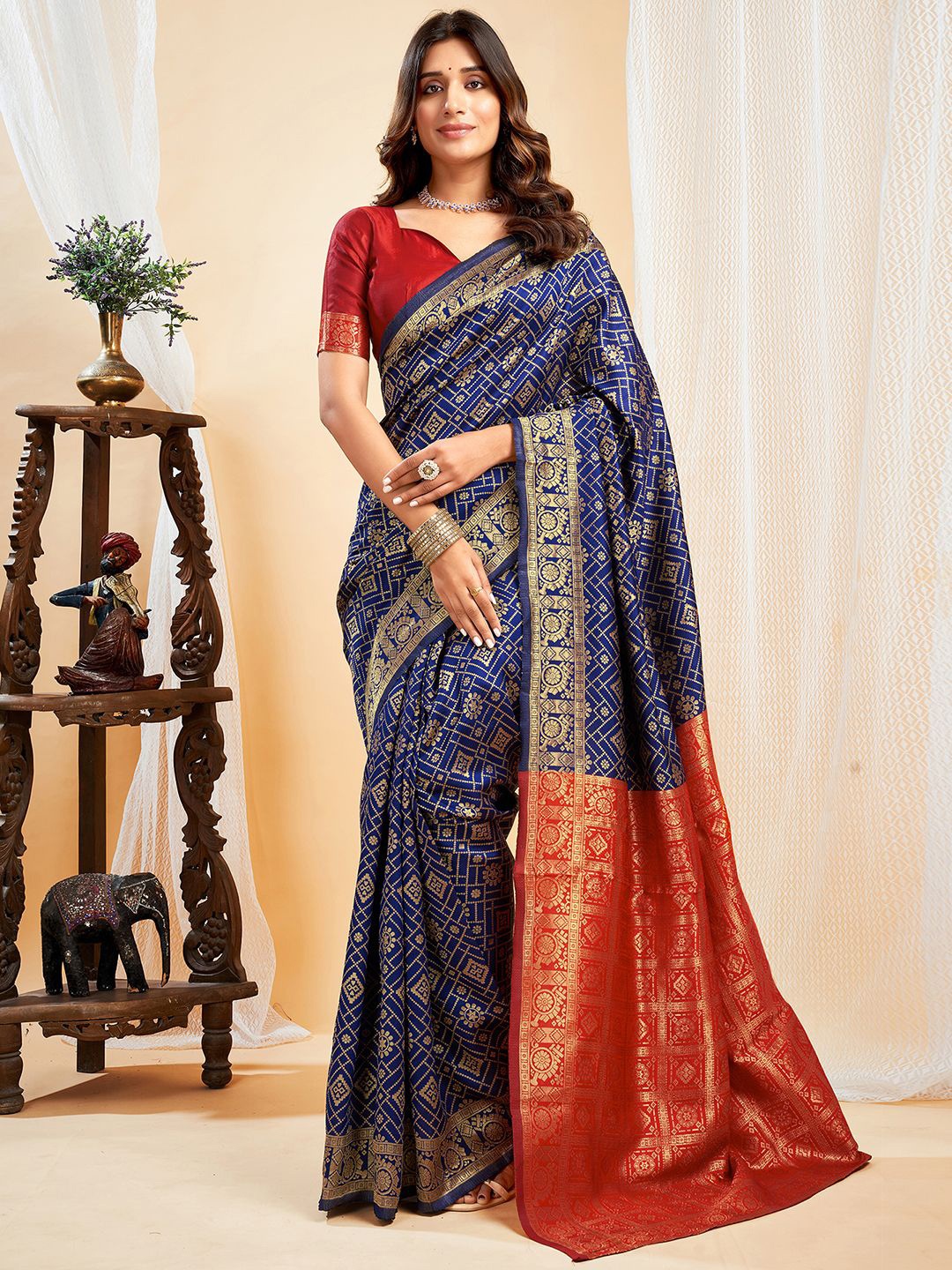 

KALINI Woven Design Zari Banarasi Saree, Navy blue