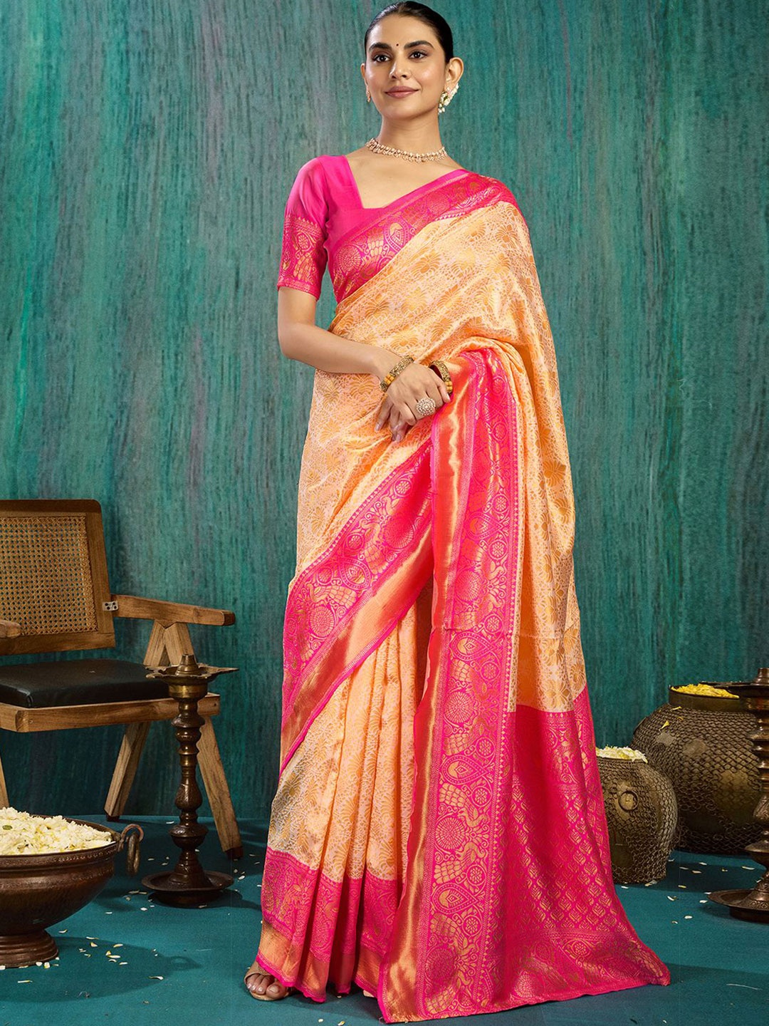 

KALINI Woven Design Silk Blend Kasavu Saree, Cream