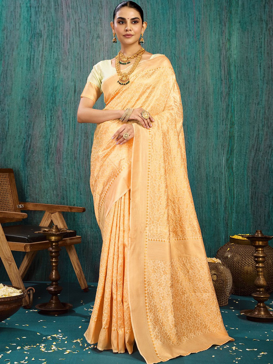 

KALINI Ethnic Motifs Woven Design Zari Saree, Gold