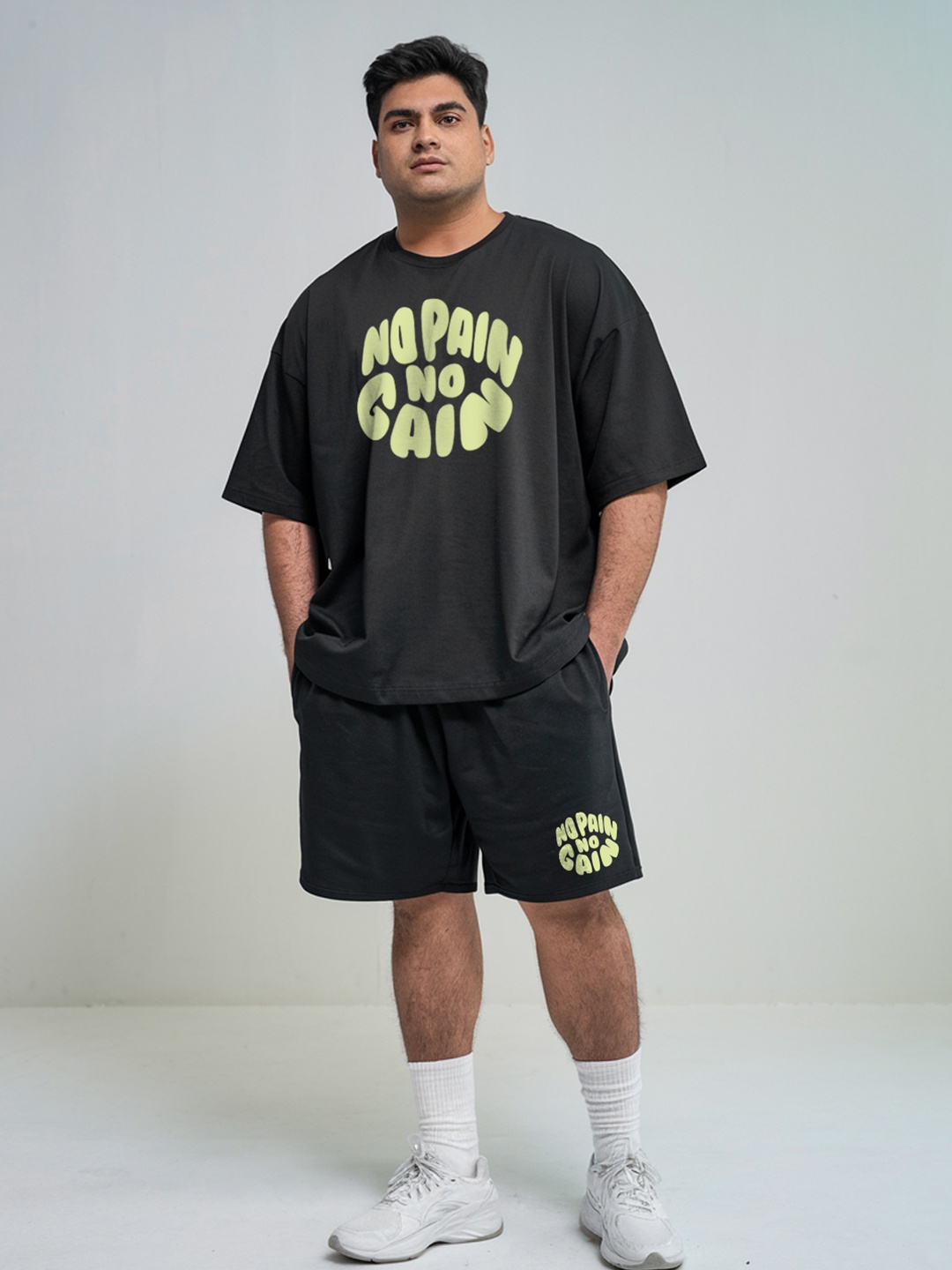

FFLIRTYGO Printed Round Neck Short Sleeves T-Shirt With Shorts, Black