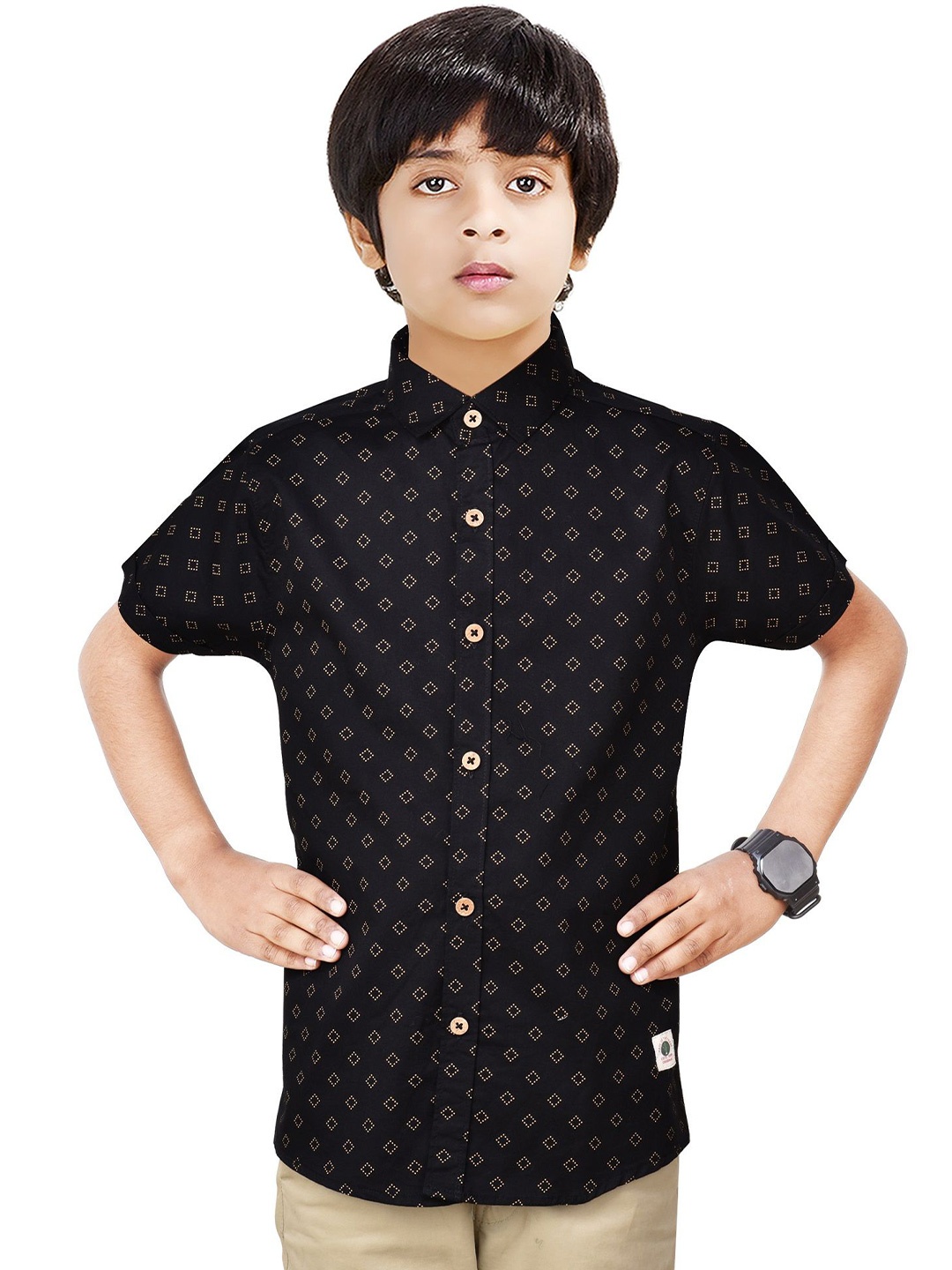 

MADE IN THE SHADE Boys Spread Collar Geometric Printed Cotton Casual Shirt, Black