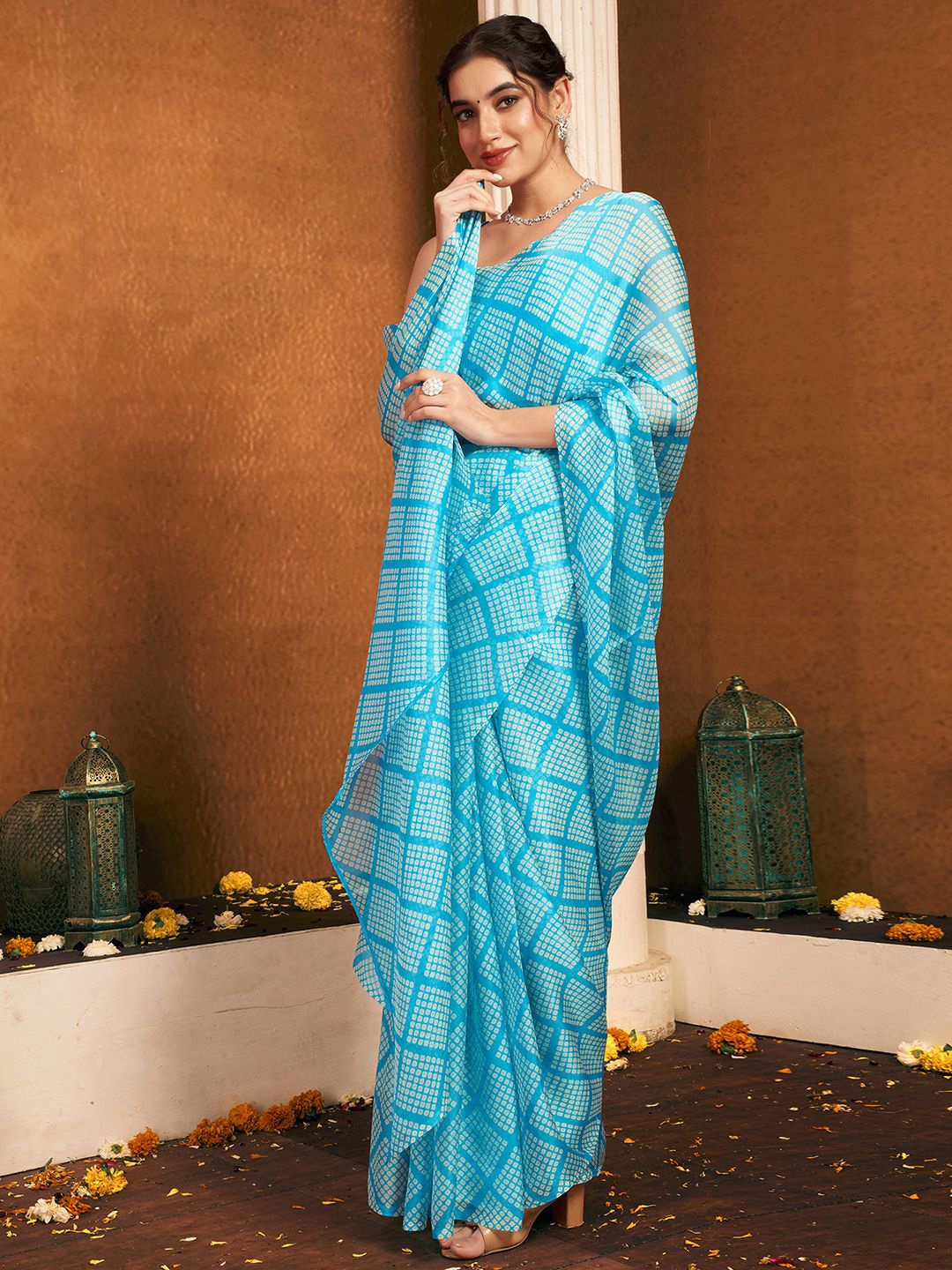 

Mitera Pure Chiffon Bandhani Saree, Blue