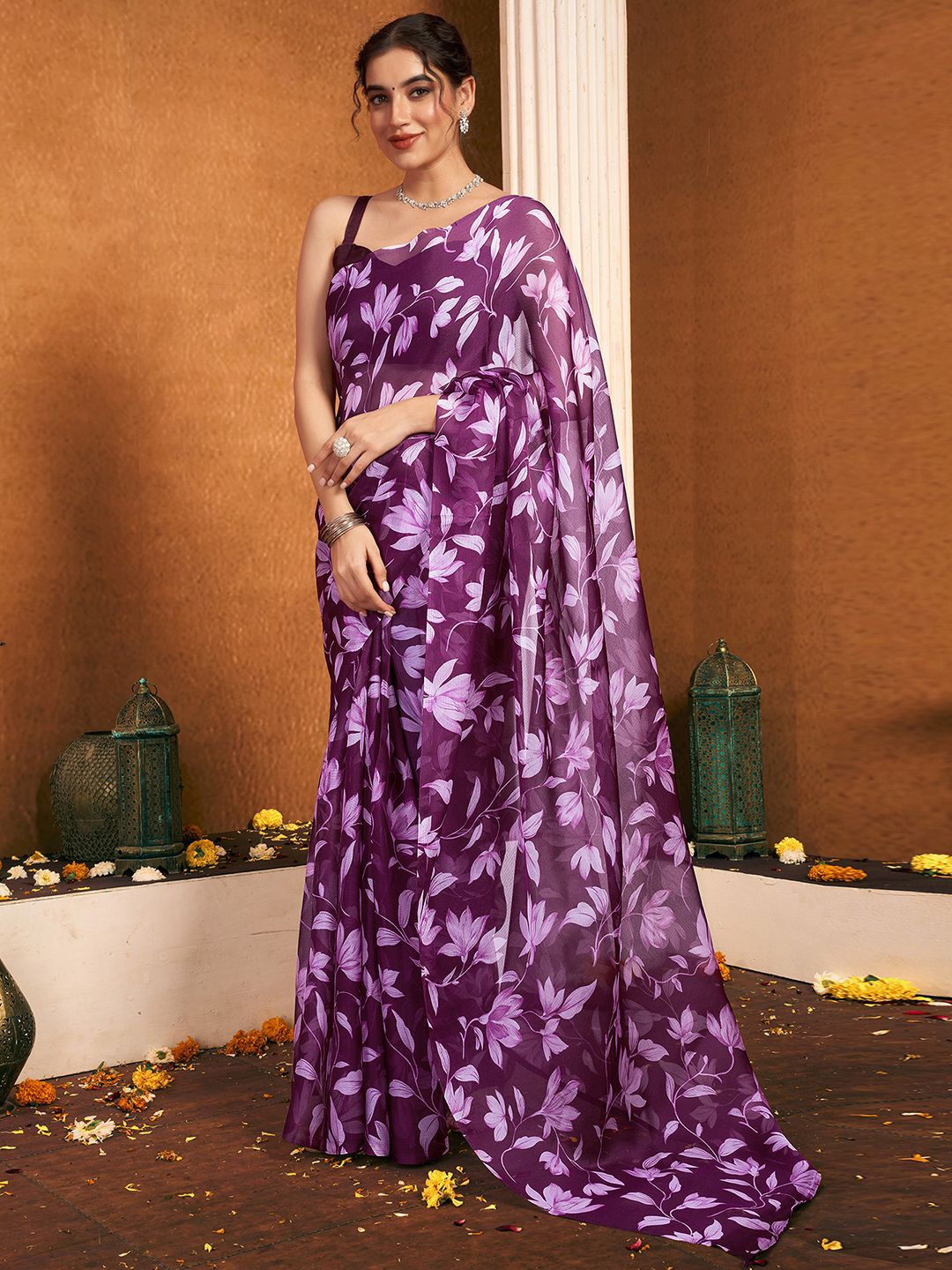 

Mitera Floral Printed Pure Chiffon Saree, Magenta