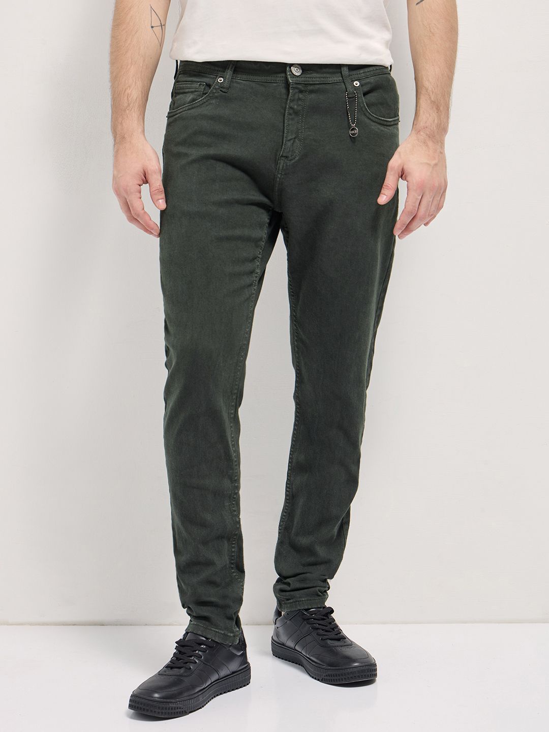 

THE BEAR HOUSE Men's Cotton Skinny Fit Jeans, Green