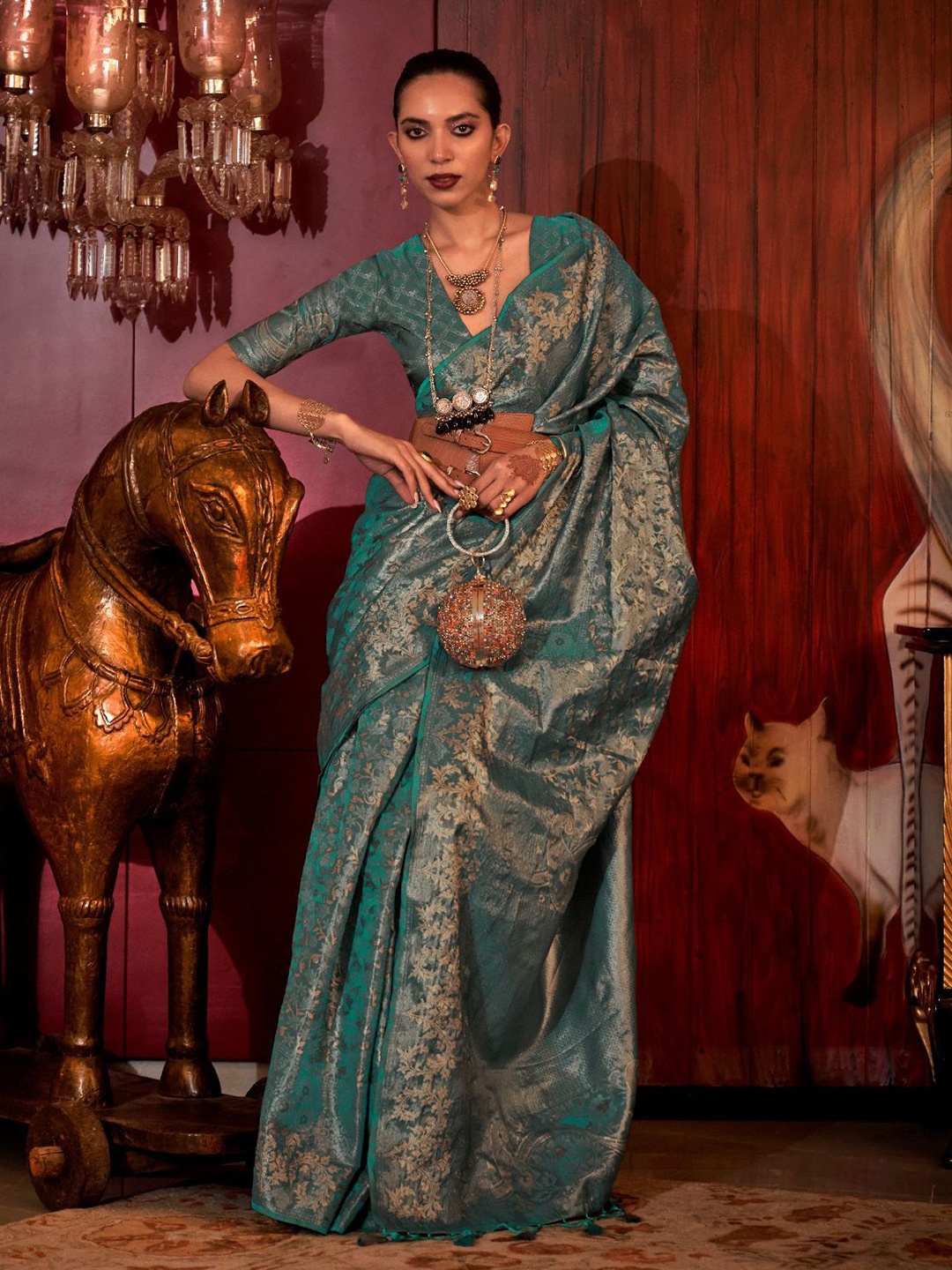 

ODETTE Woven Saree With Unstitched Blouse, Green
