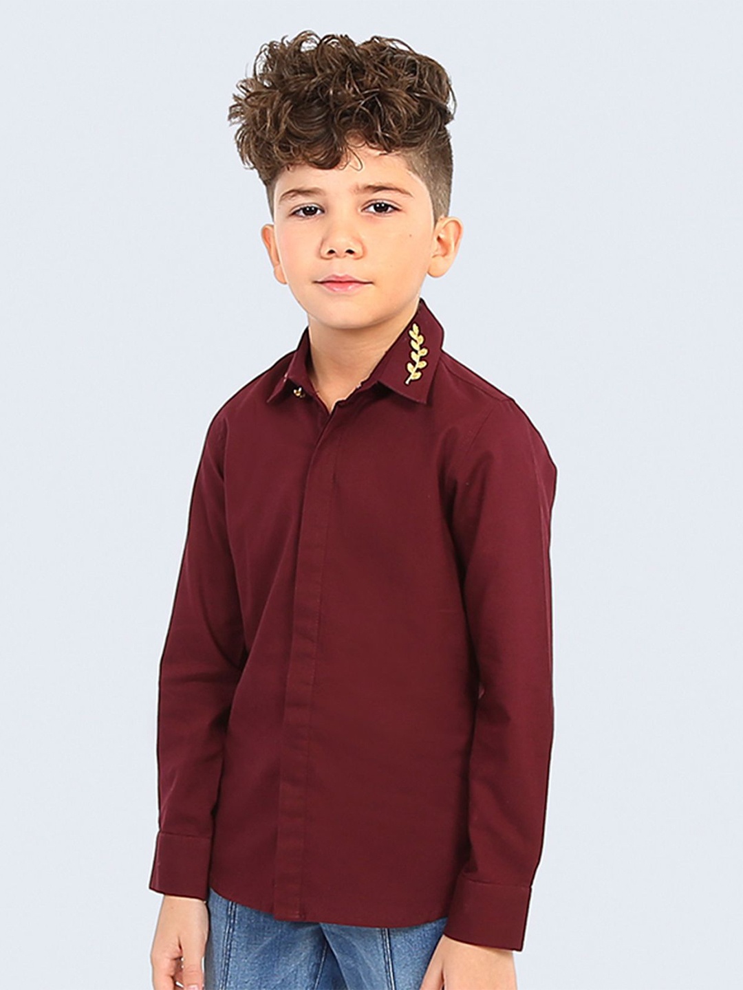 

One Friday Boys Comfort Fit Spread Collar Solid Cotton Casual Shirt, Maroon