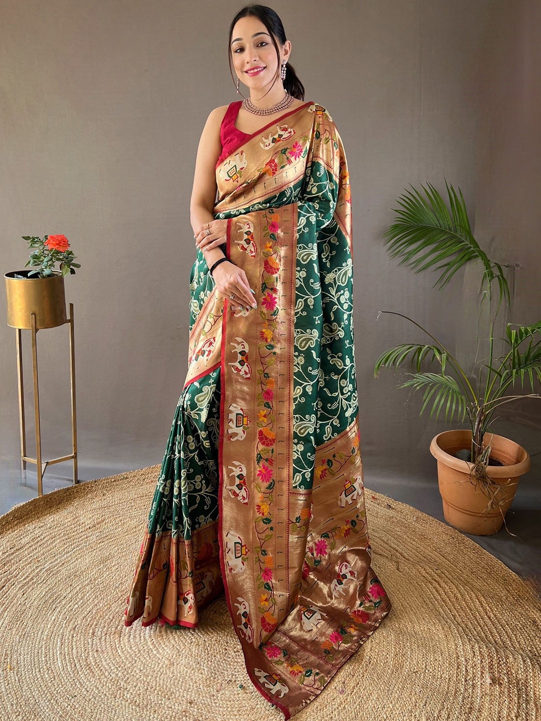 

LeeliPeeri Designer Ethnic Motifs Zari Paithani Saree, Green