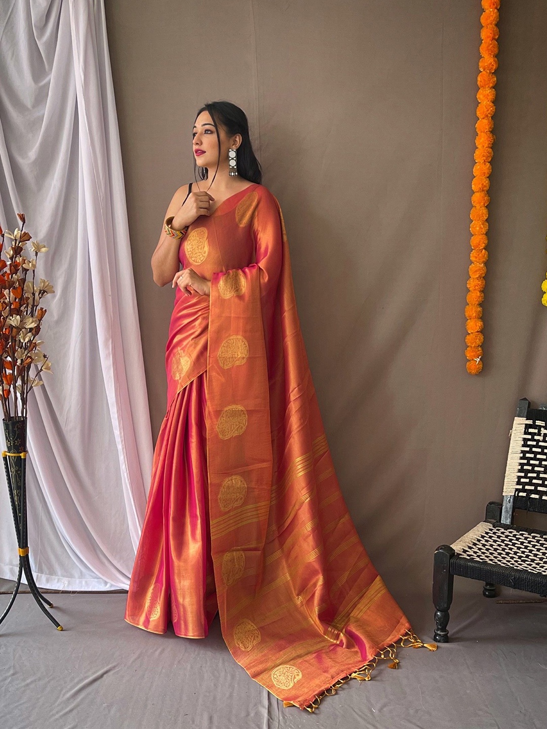

LeeliPeeri Designer Woven Design Zari Silk Blend Saree, Pink