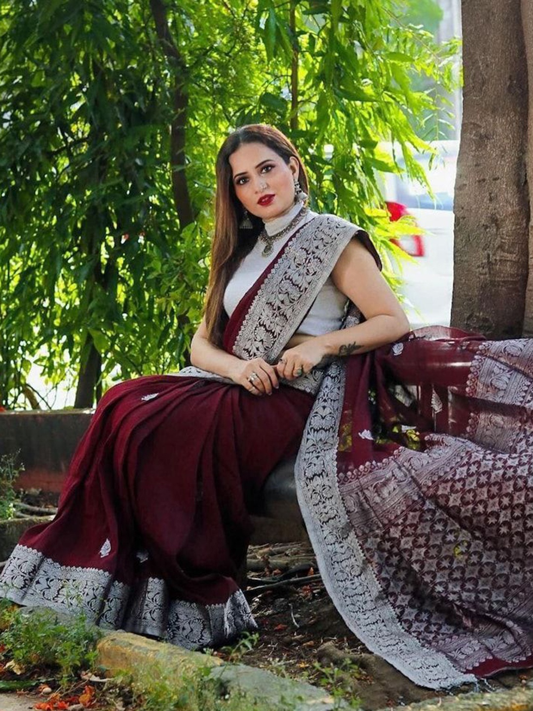 

Fashion Ritmo Woven Design Zari Pure Silk Saree, Maroon