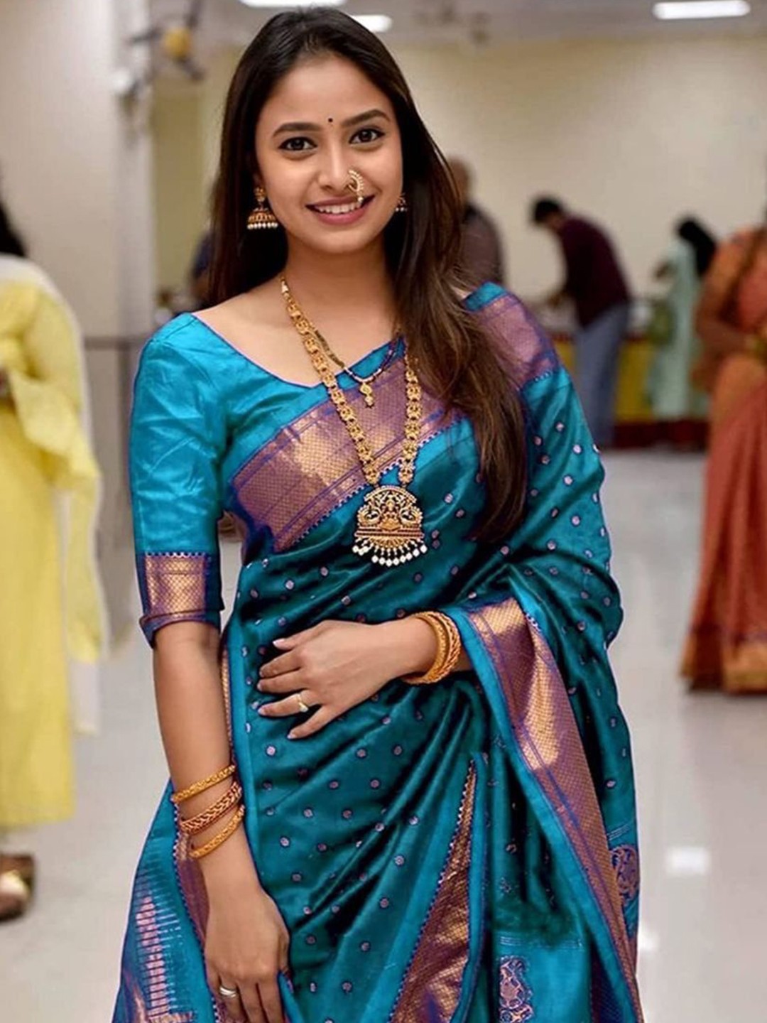 

choiceit Woven Design Zari Pure Silk Saree, Blue