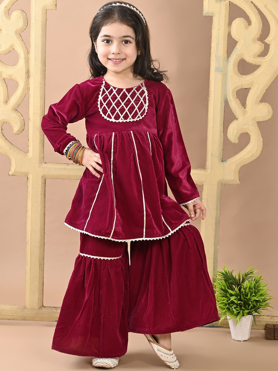 

Superminis Girls Gotta Patti Empire Velvet Anarkali Kurti With Sharara, Burgundy