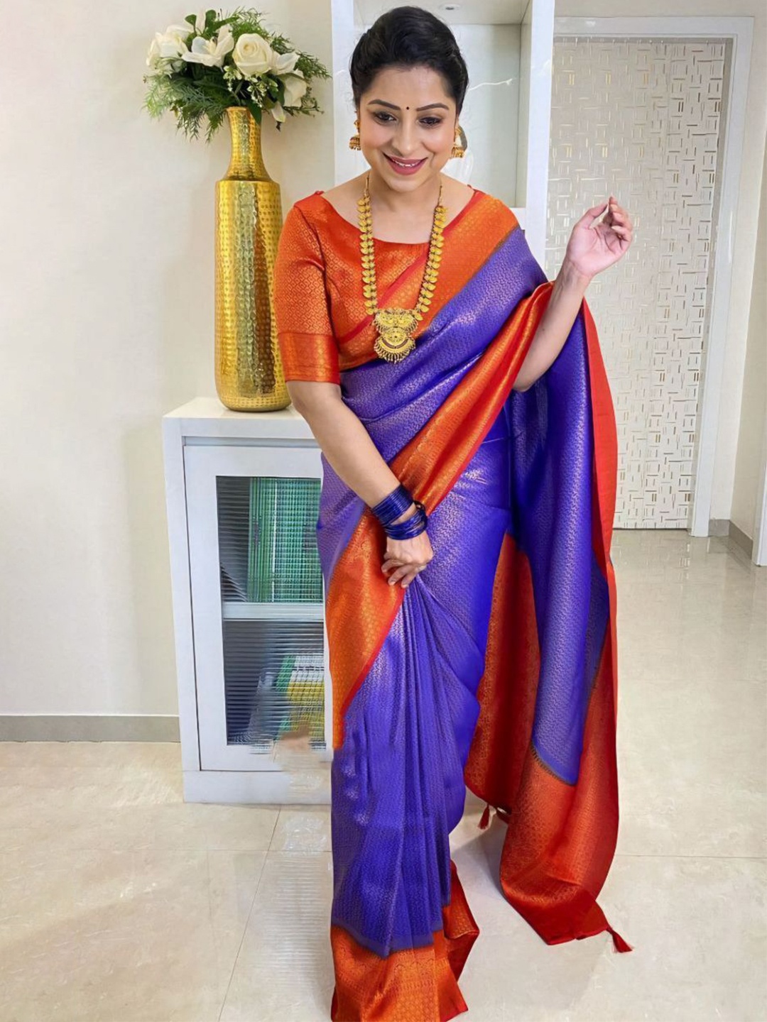 

choiceit Woven Design Zari Saree, Blue