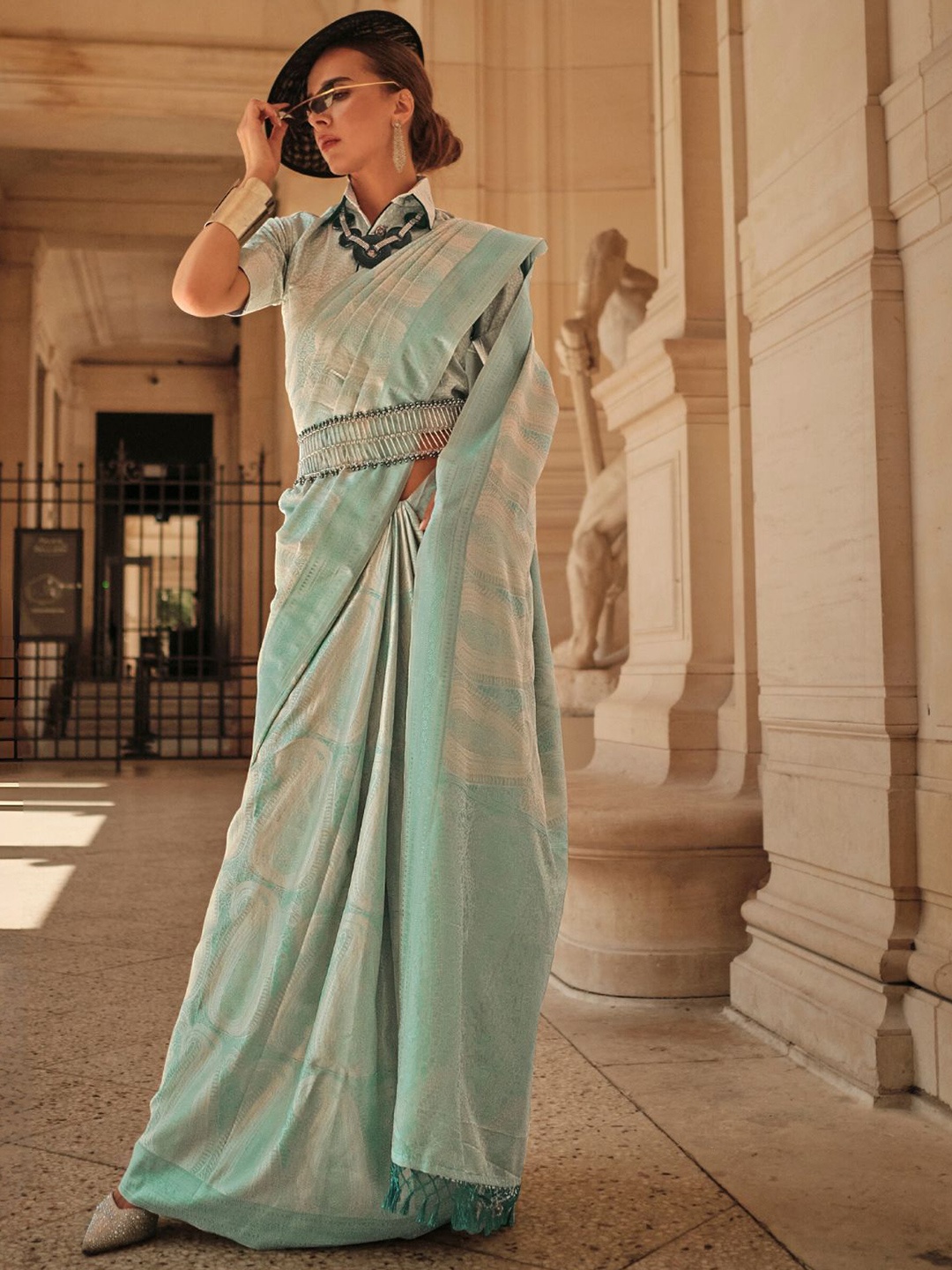 

ODETTE Sea Green Silk Blend Woven Saree With Unstitched Blouse For Women