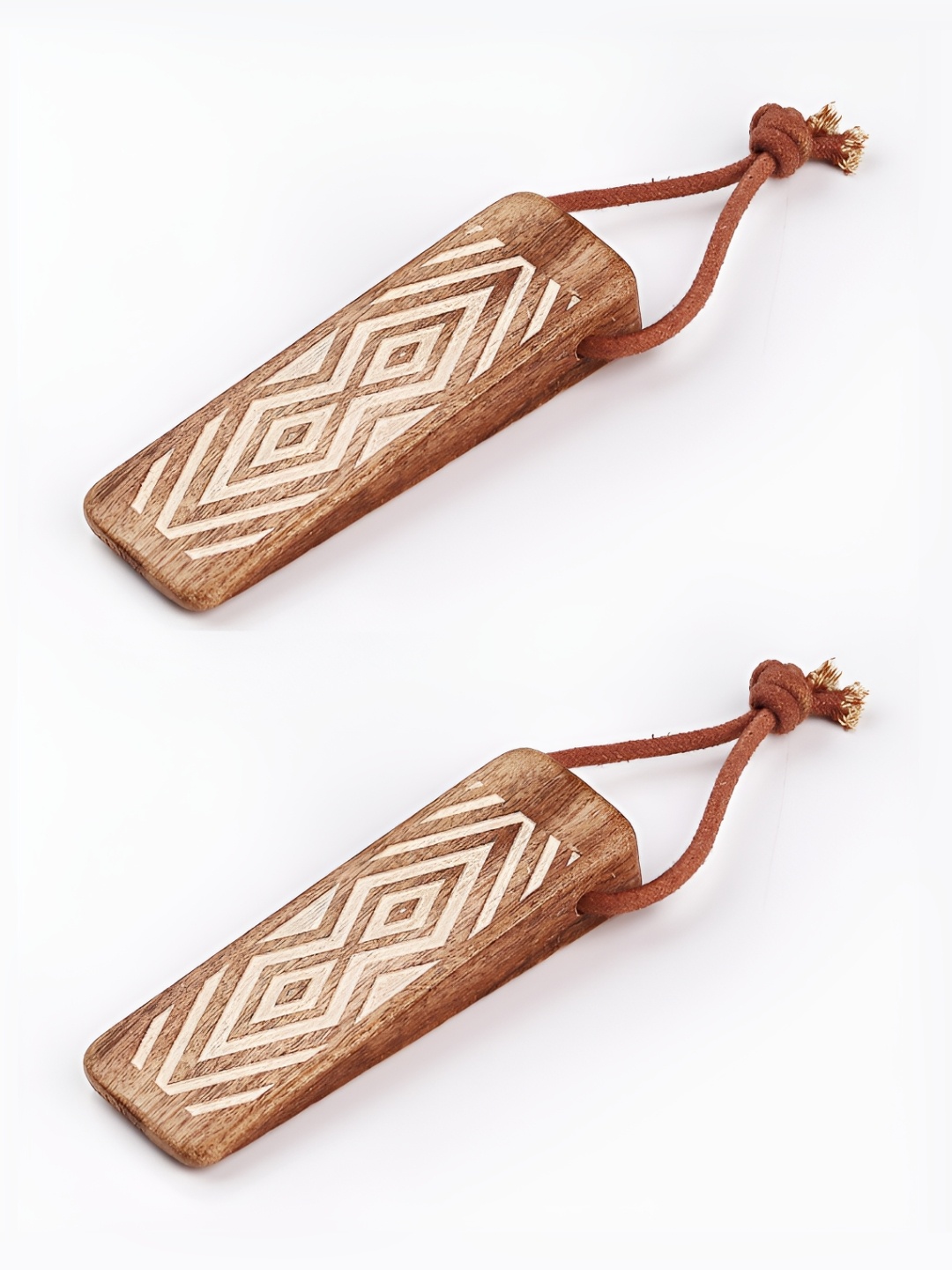 

Indianshelf Brown & White 2 Pieces Printed Wooden Door Stoppers