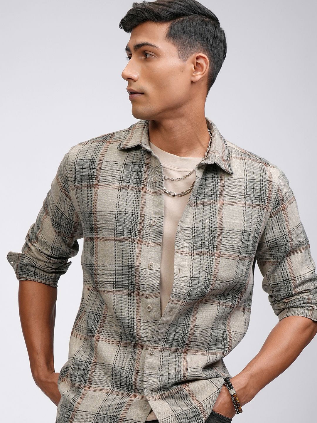 

HIGHLANDER Men Spread Collar Tartan Checked Cotton Casual Shirt, Beige