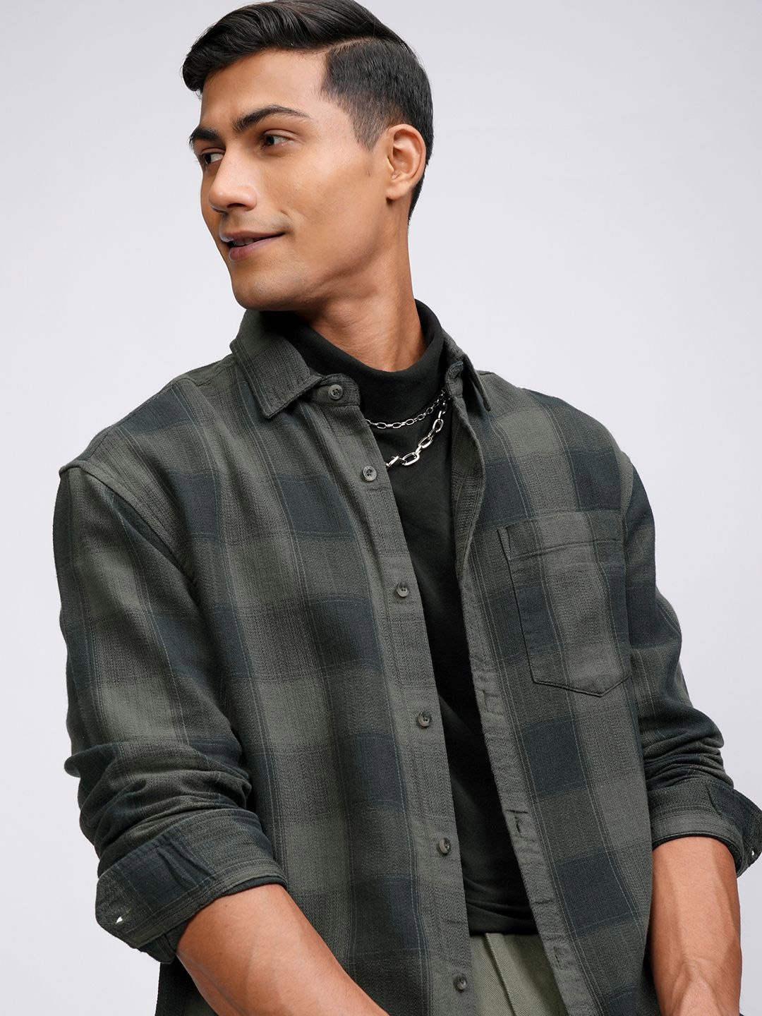 

HIGHLANDER Men Spread Collar Checked Cotton Casual Shirt, Olive
