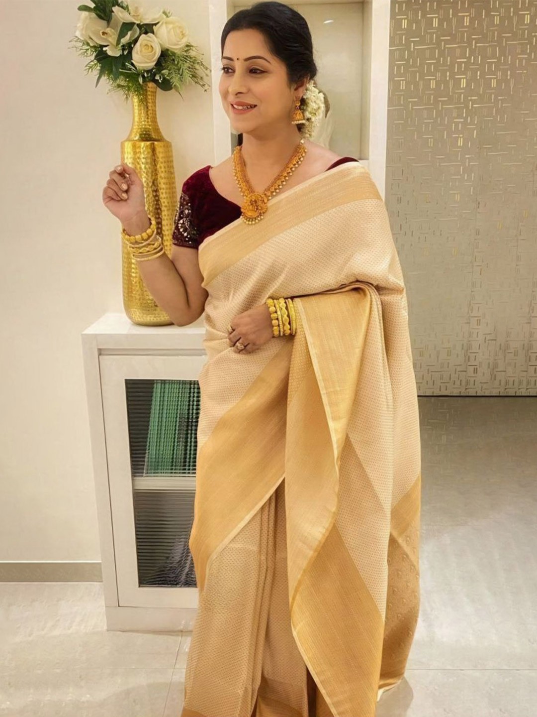 

choiceit Woven Design Zari Pure Silk Saree, Cream