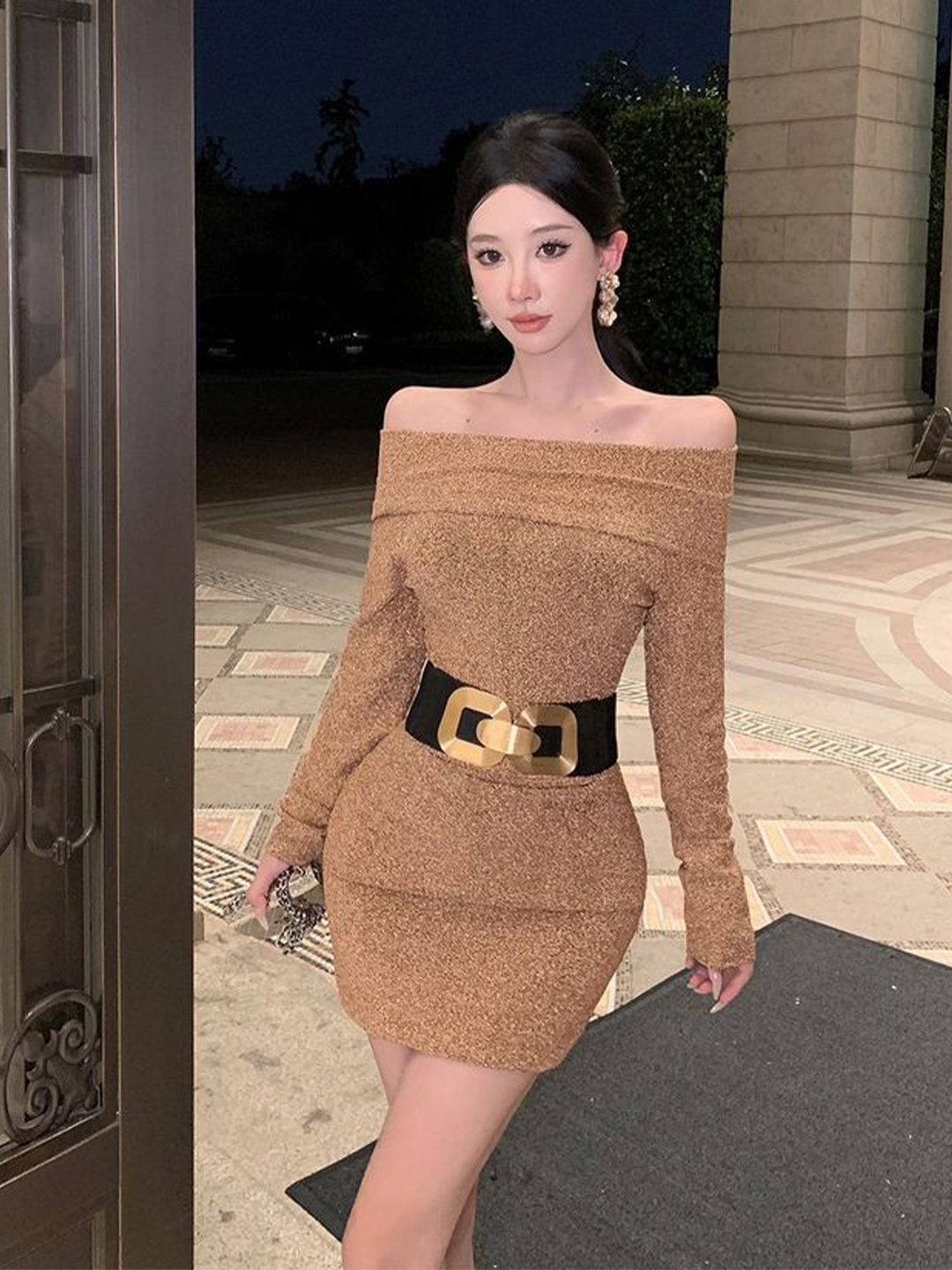 

LULU & SKY Women Off-Shoulder Mini Dress, Gold
