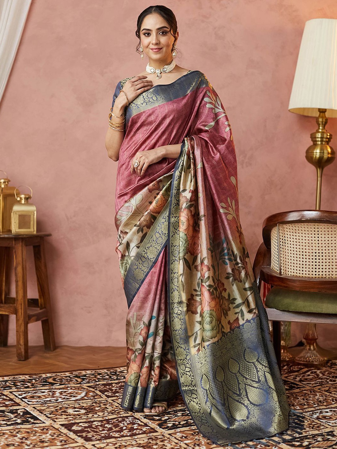 

Satrani Floral Printed Zari Pure Silk Saree, Pink