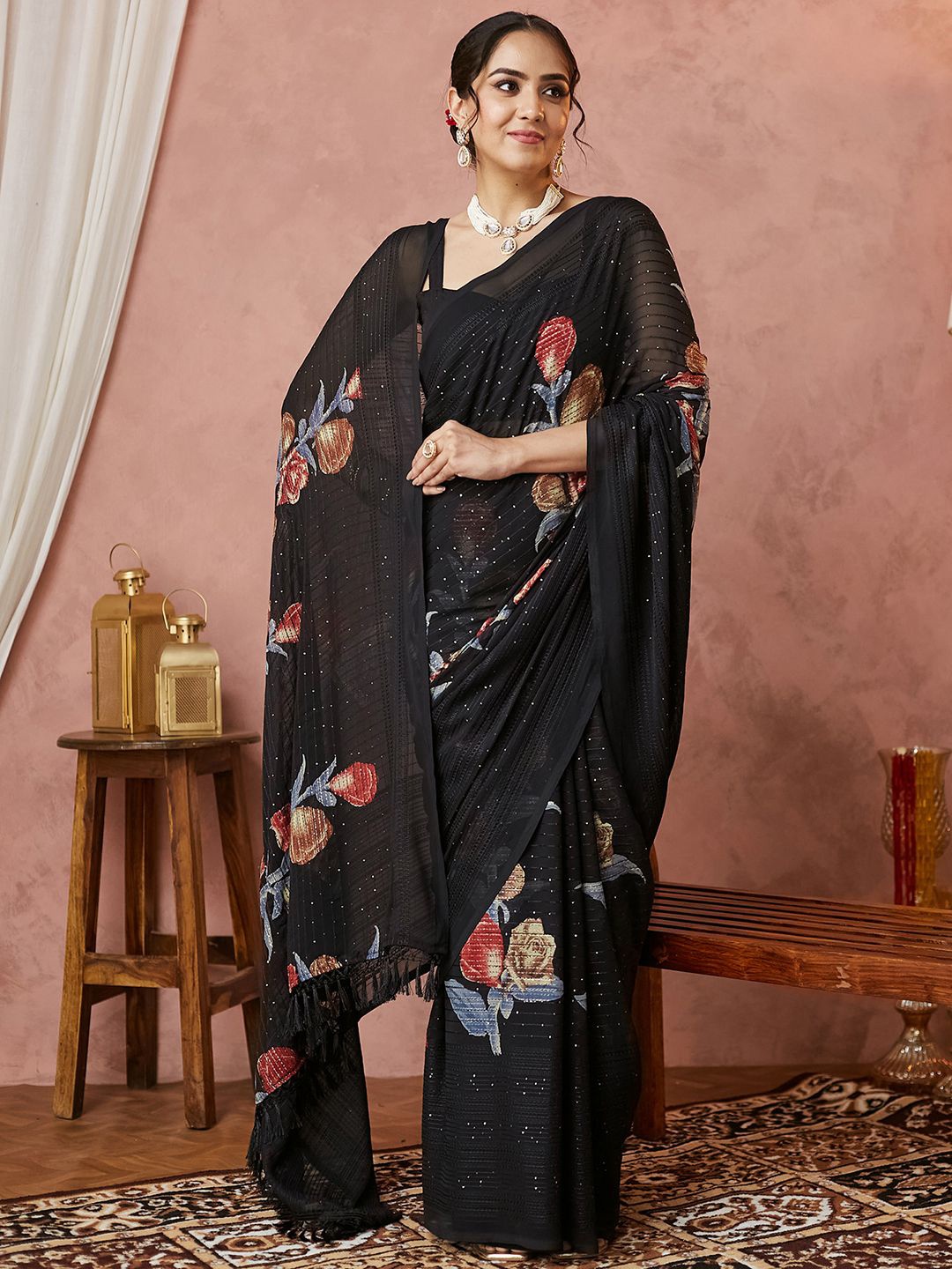 

Satrani Floral Embellished Sequinned Pure Georgette Saree, Black