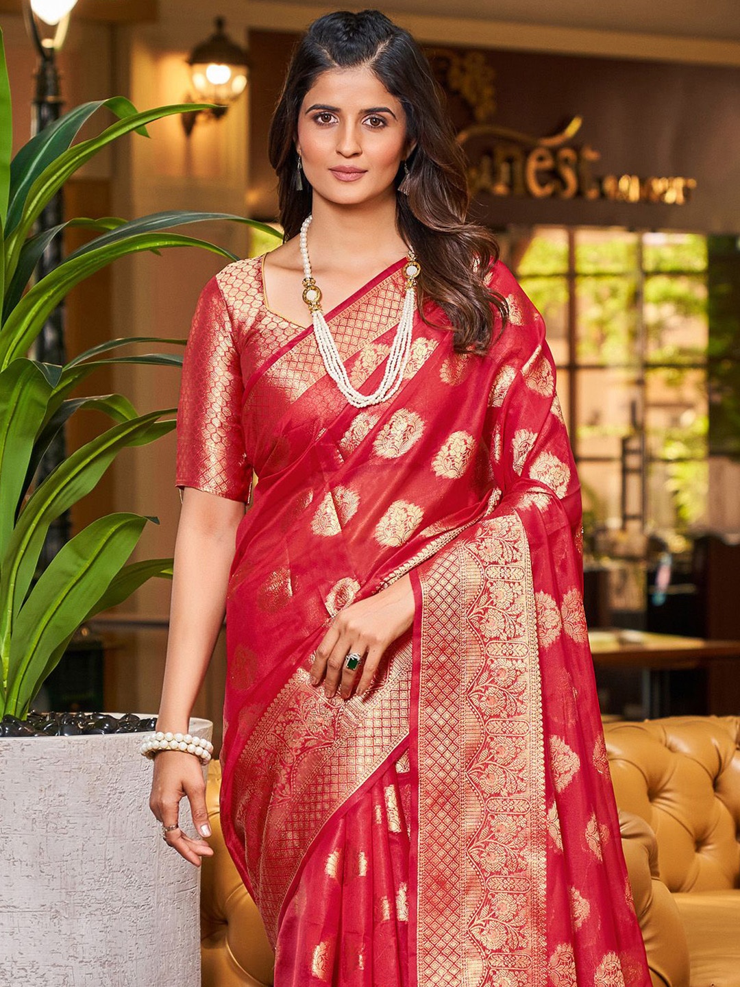 

KALINI Ethnic Motifs Woven Design Zari Organza Banarasi Saree, Red