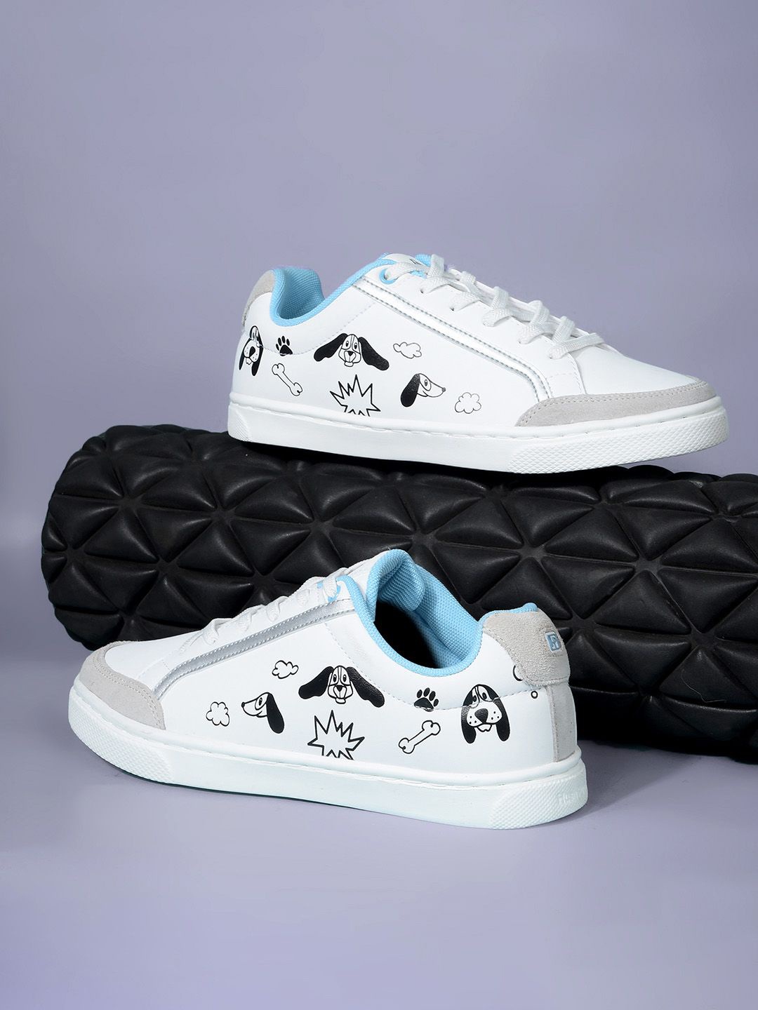 

Hush Puppies Women Printed Lace-Ups Sneakers, White
