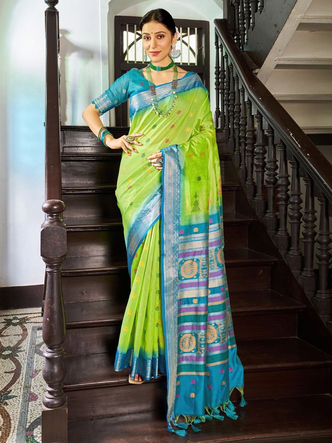 

Mitera Ethnic Motifs Woven Design Saree, Green