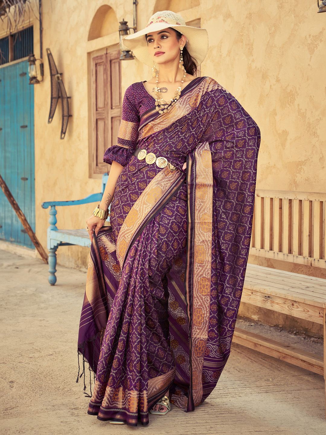 

Mitera Kalamkari Woven Design Zari Organza Pochampally Saree, Purple