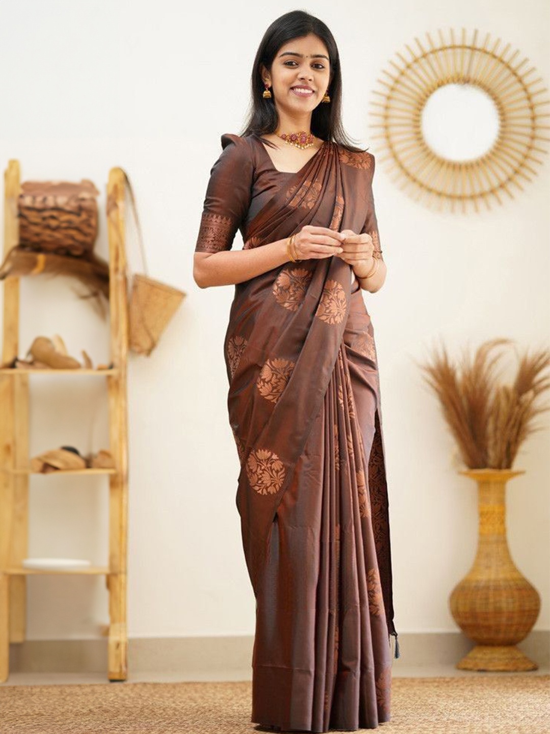 

choiceit Ethnic Motifs Woven Design Zari Pure Silk Saree, Brown