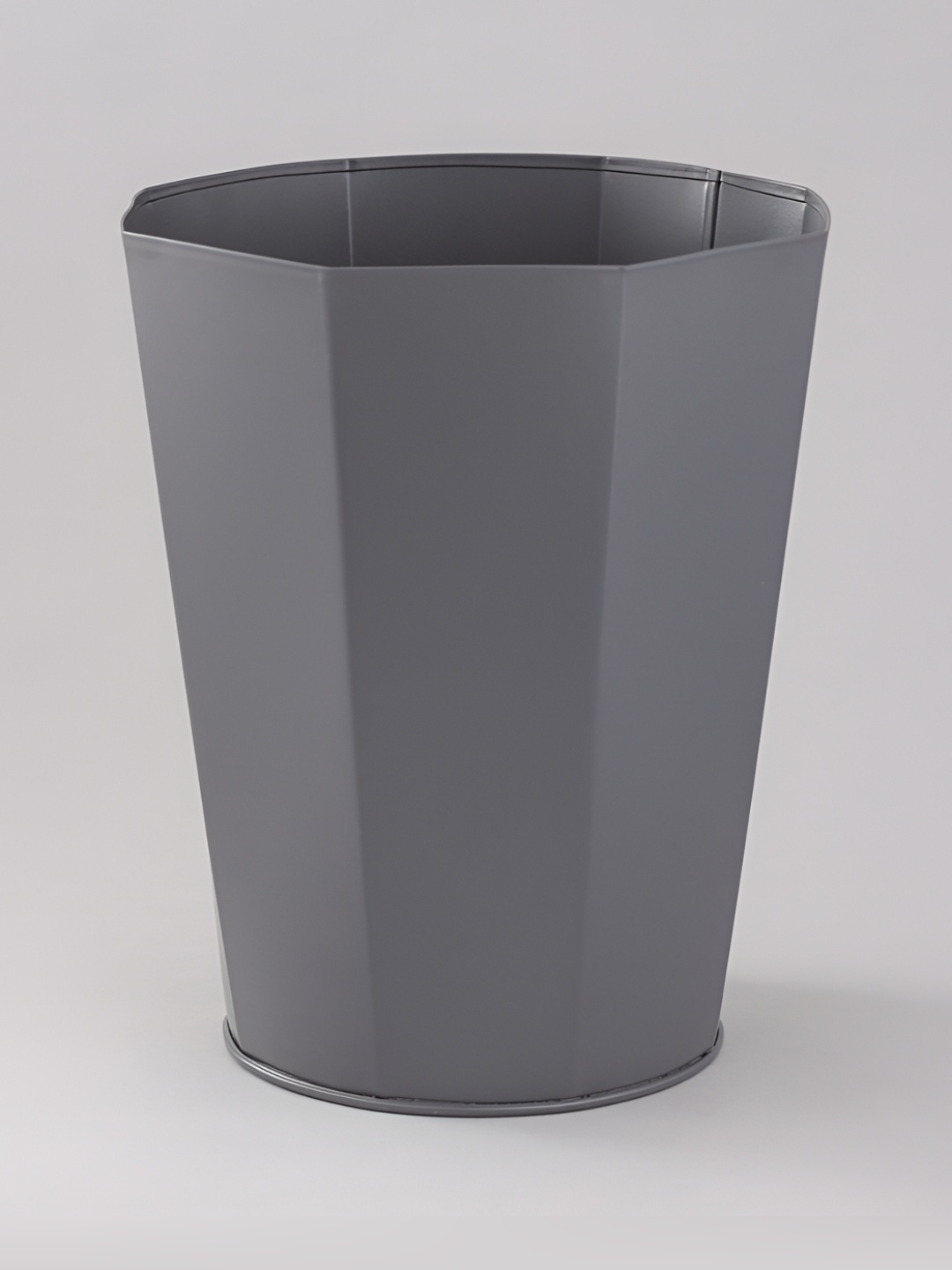 

Indecrafts Grey Textured Stainless Steel Open Trash Bin-3.5 L