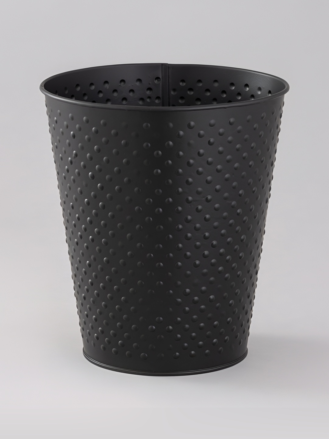 

Indecrafts Black Textured Brass Bin