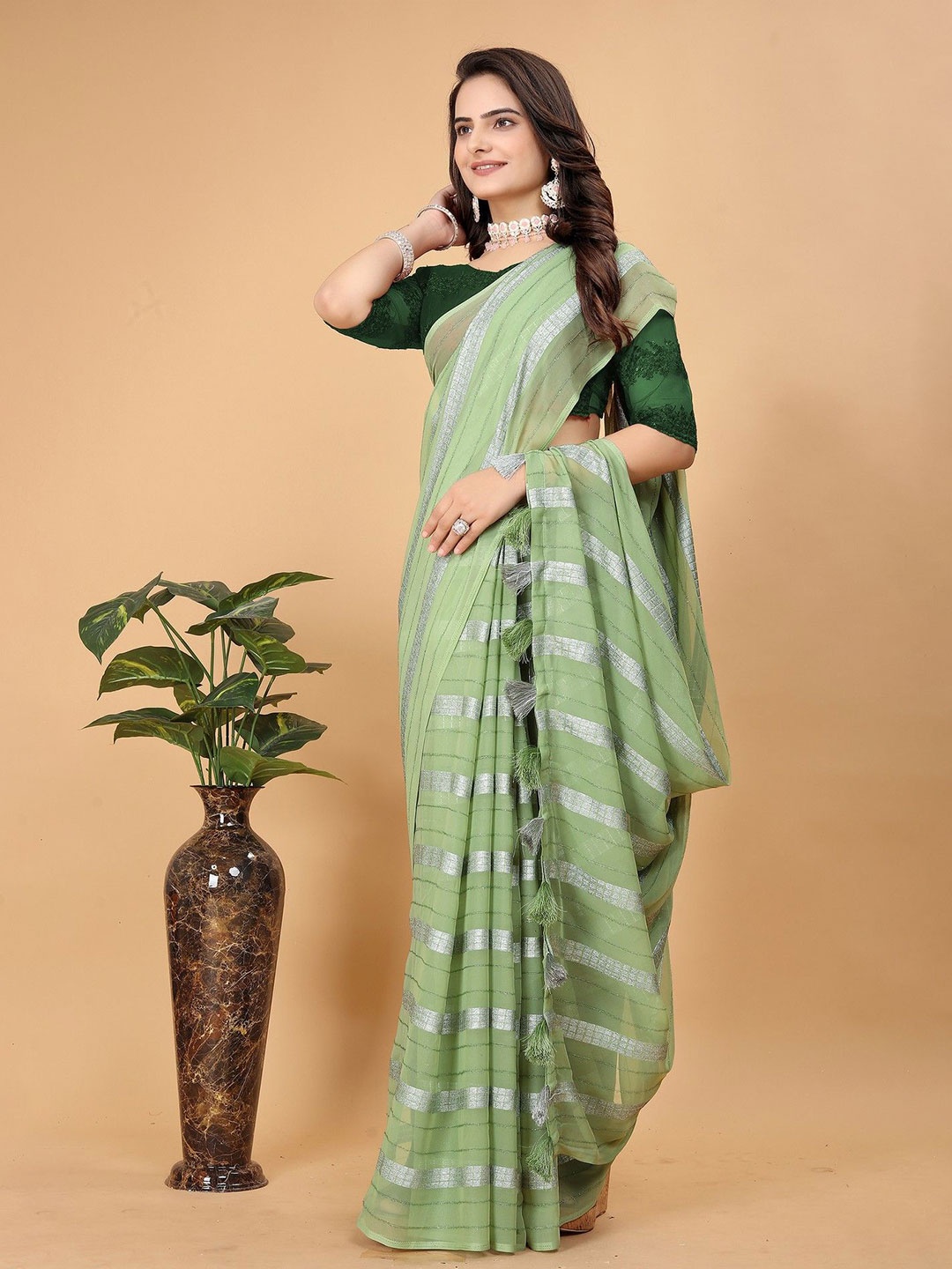 

K 5 Fashion Striped Pure Georgette Saree, Green