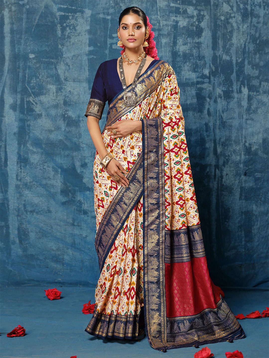 

House of Pataudi Printed Zari Saree, Cream