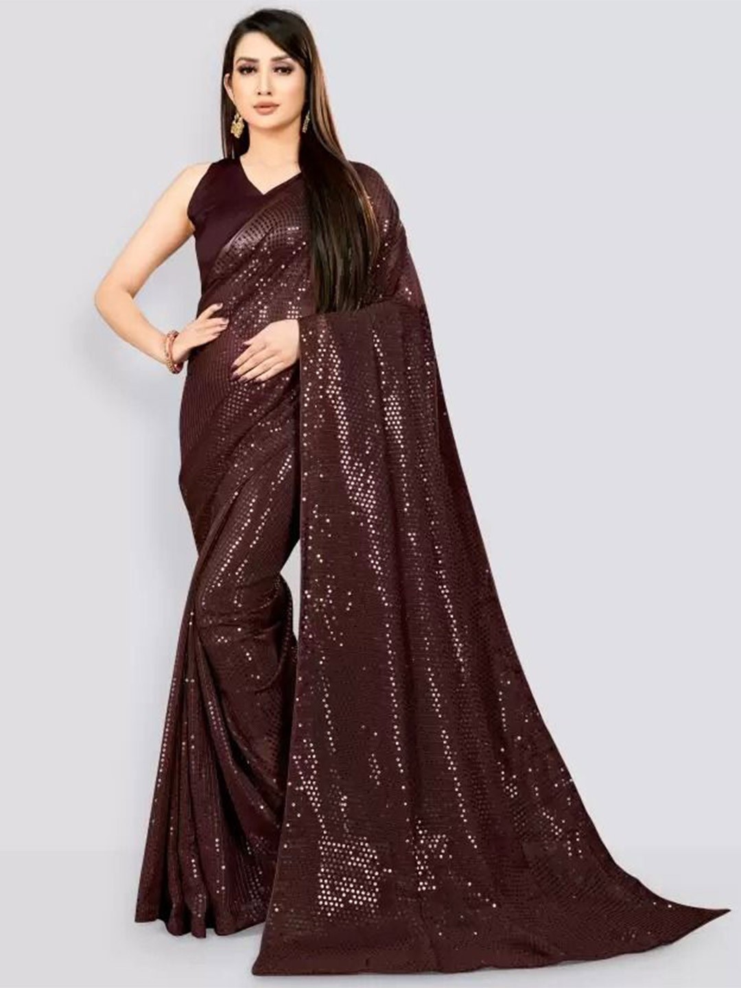 

SAADHVI Embellished Sequinned Saree, Coffee brown