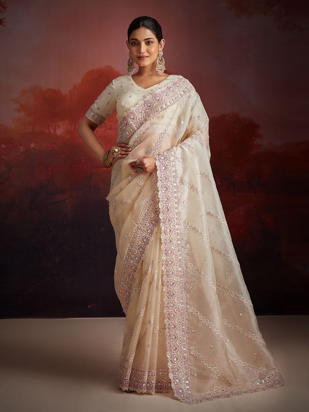 

Fusionic Ethnic Motifs Beads and Stones Net Saree, White
