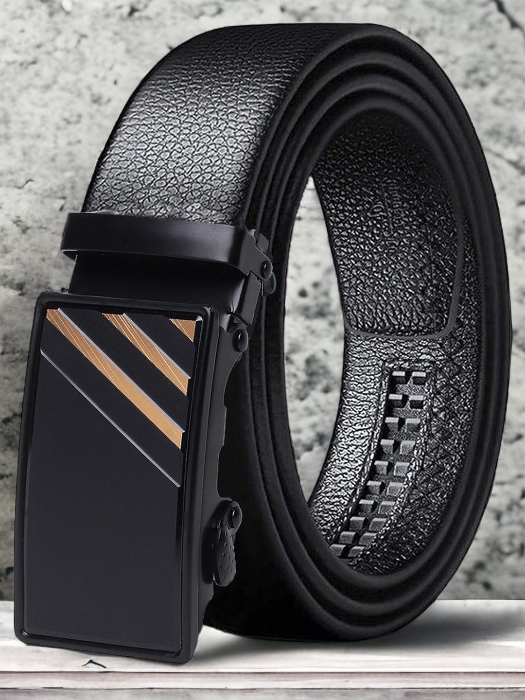 

Provogue Men Leather Textured Belt, Black