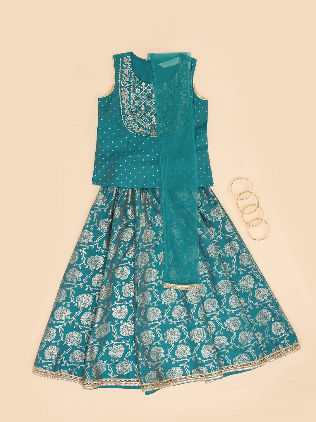 

AKKRITI BY PANTALOONS Girls Woven Design Ready to Wear Lehenga & Blouse With Dupatta, Green