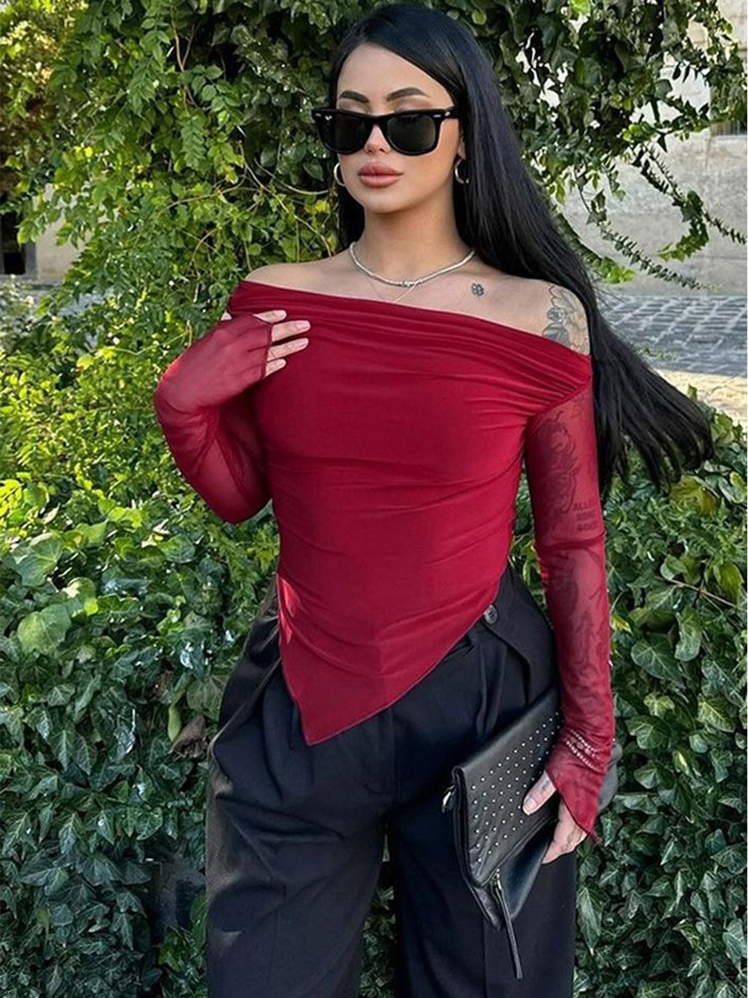 

LULU & SKY Women Off-Shoulder Bardot Top, Burgundy