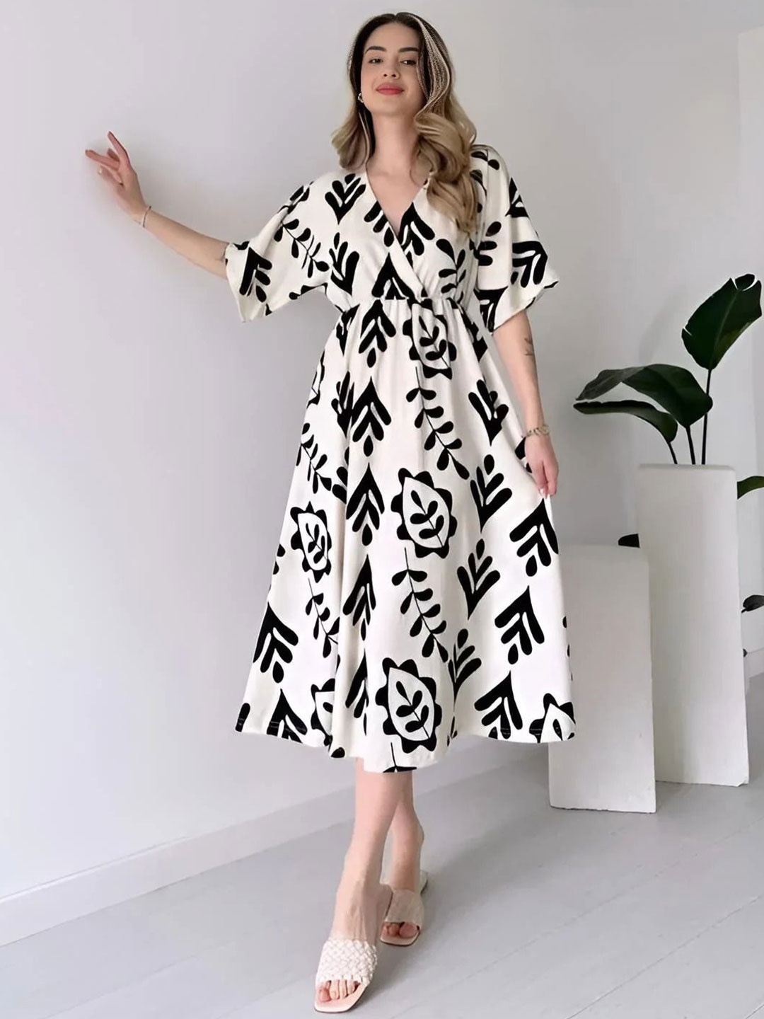 

DMPRSN ATTIRE Women Floral Printed Cotton Fit & Flare Midi Dress, White