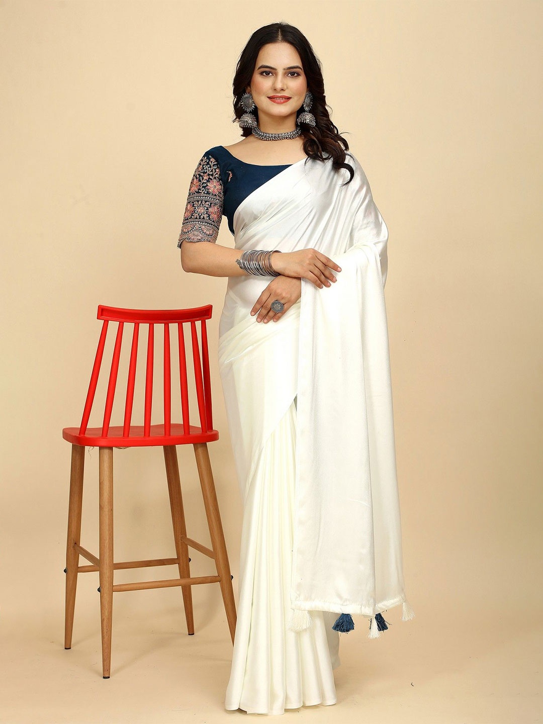 

K 5 Fashion Solid Satin Saree, White