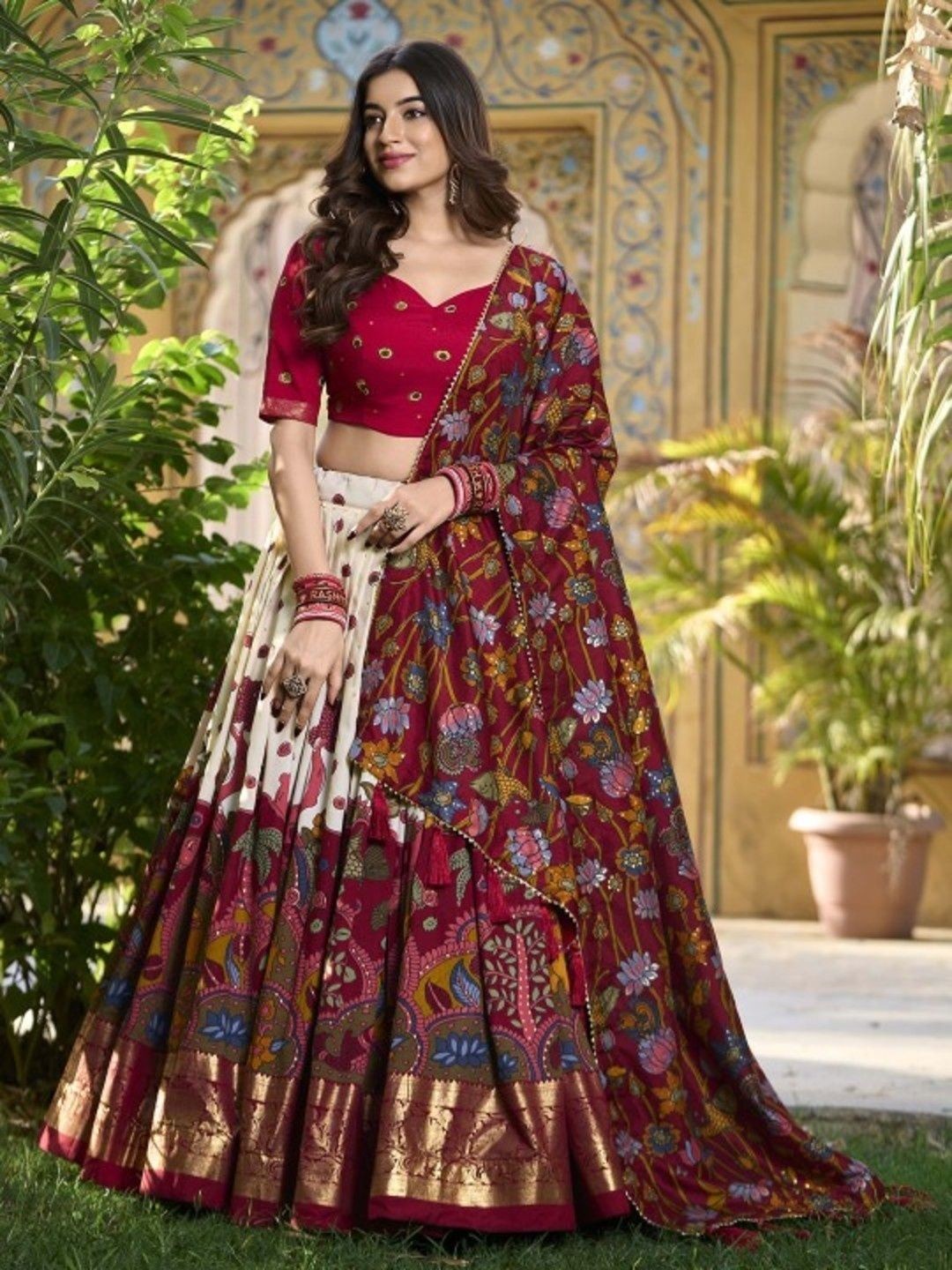 

Fusionic Kalamkari Printed Silk Ready to Wear Lehenga & Blouse With Dupatta, White