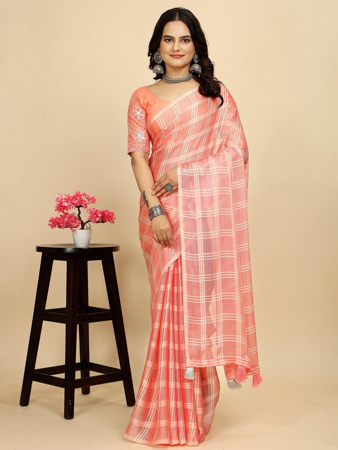 

K 5 Fashion Checked Pure Chiffon Saree, Orange